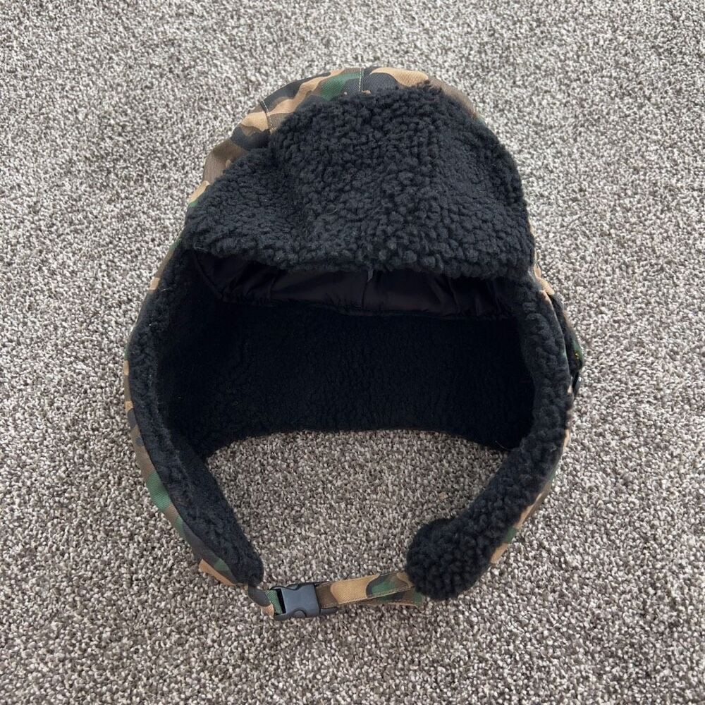 NWT boys camo trapper hat